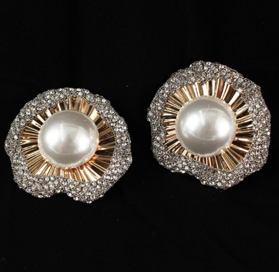 Rhinestone Pearl Accent Round Stud Earrings