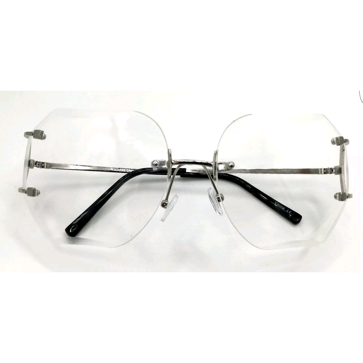 Oversized Retro Chic Rimless Sunglasses